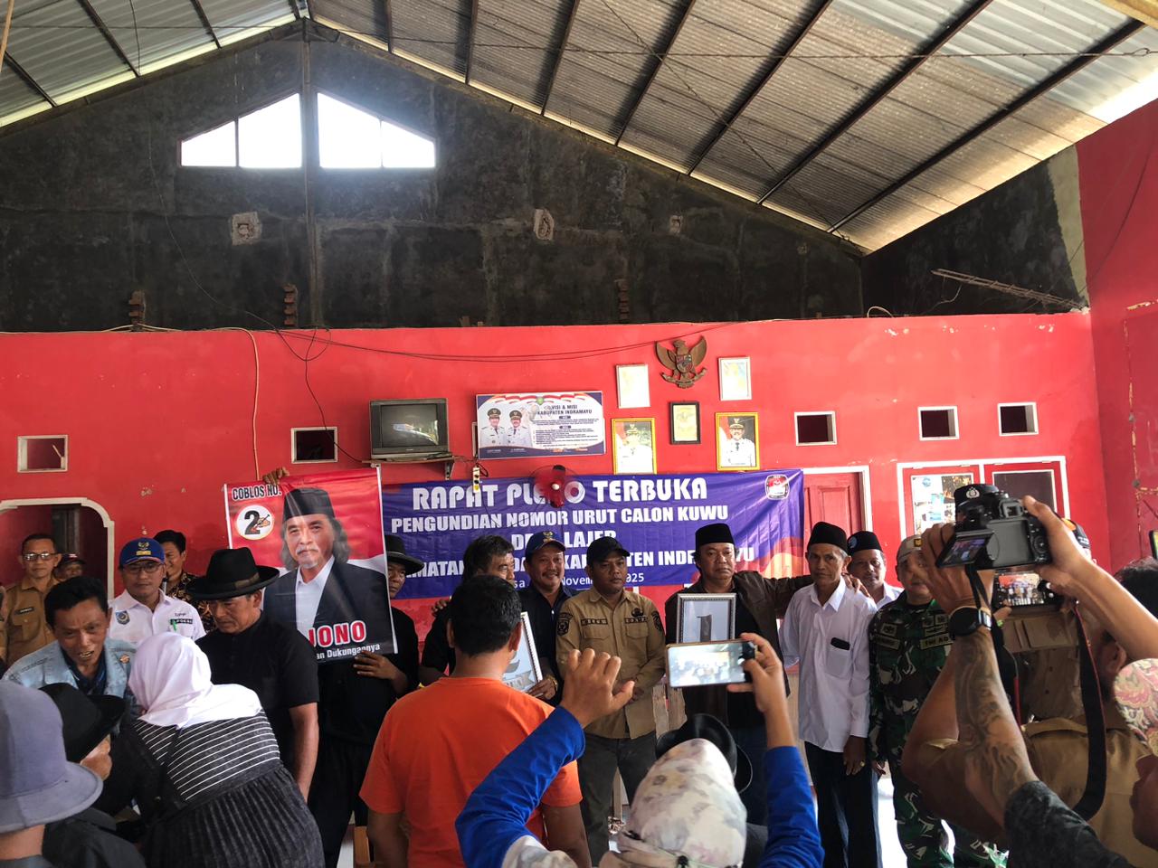 Pengambilan nomor urut calon Kuwu desa lajer